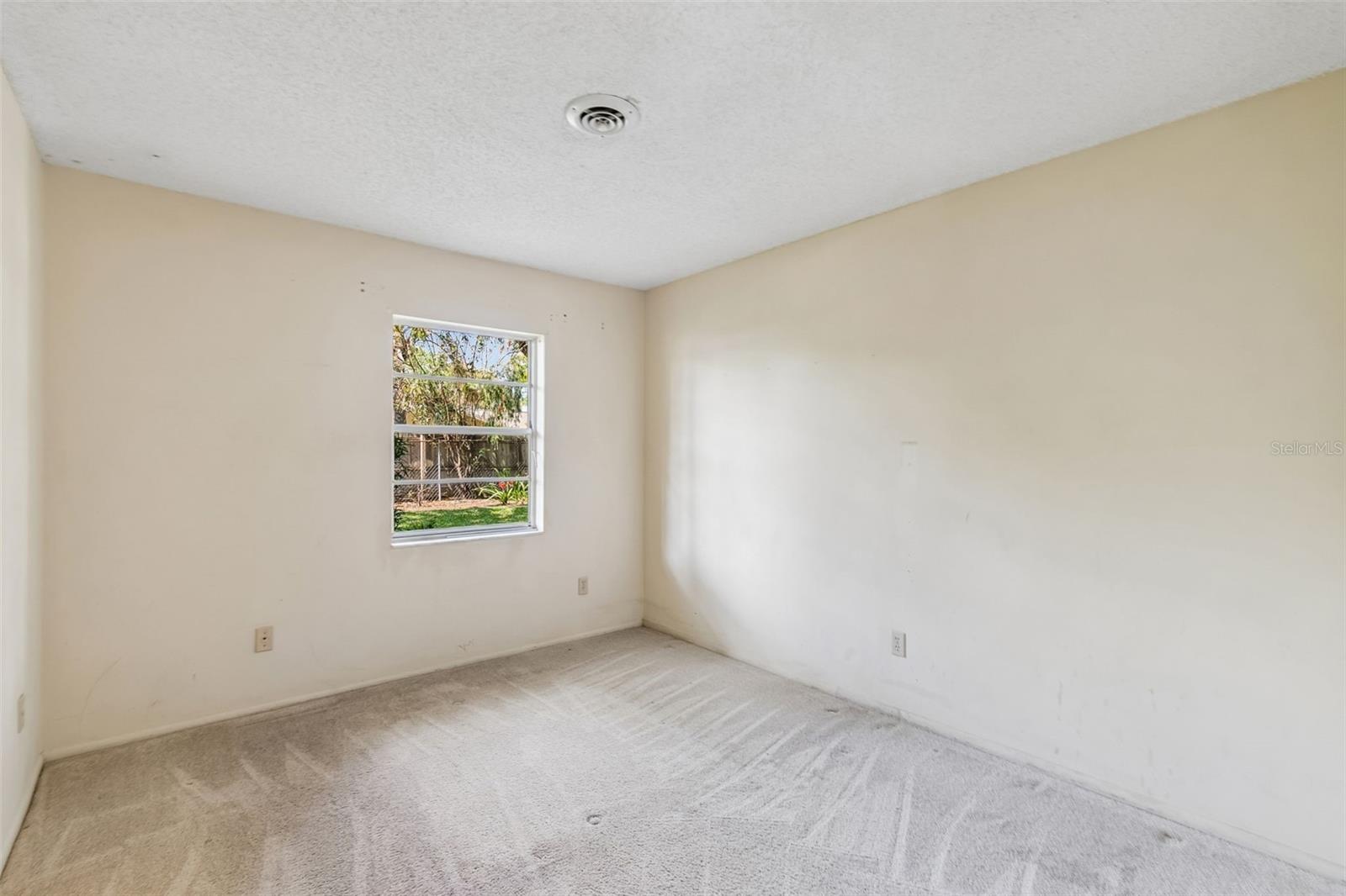 Image 22 of 52 For 5236 Tangerine Avenue