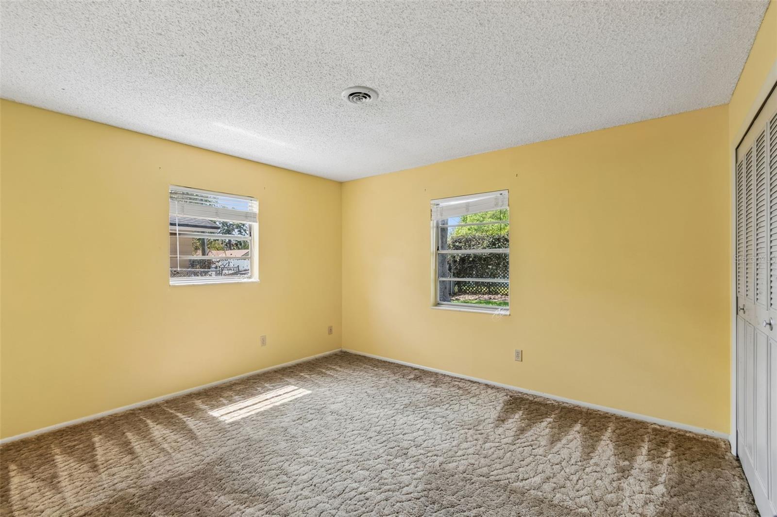 Image 27 of 52 For 5236 Tangerine Avenue