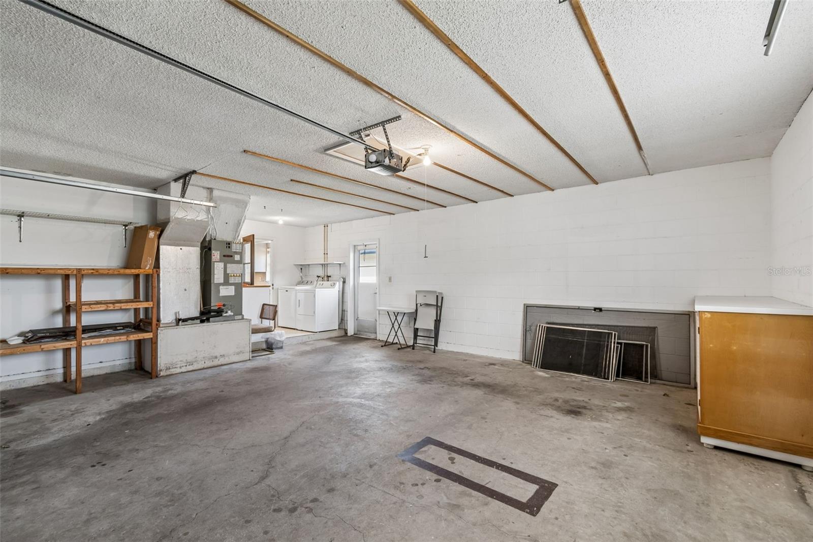 Image 32 of 52 For 5236 Tangerine Avenue