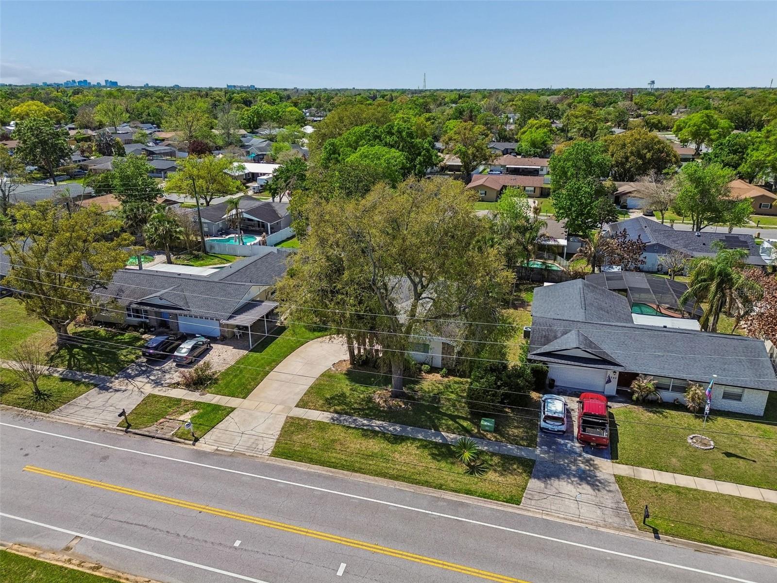 Image 51 of 52 For 5236 Tangerine Avenue