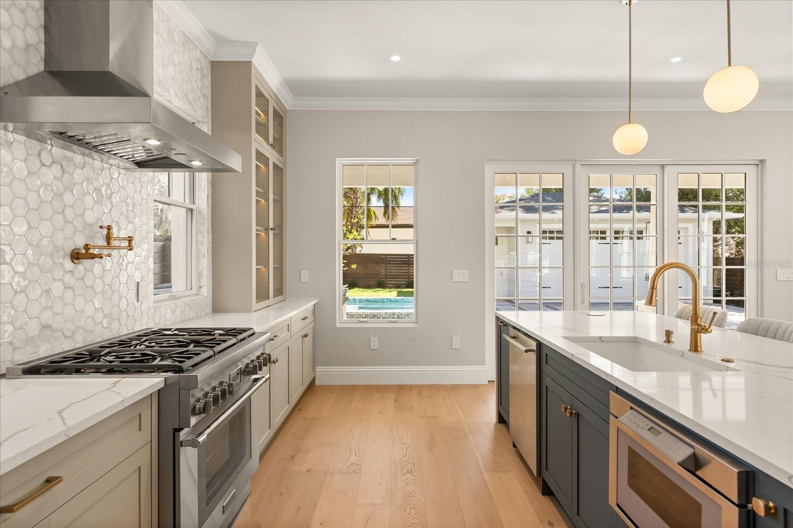 Image 12 of 33 For 1006 Harwood Street