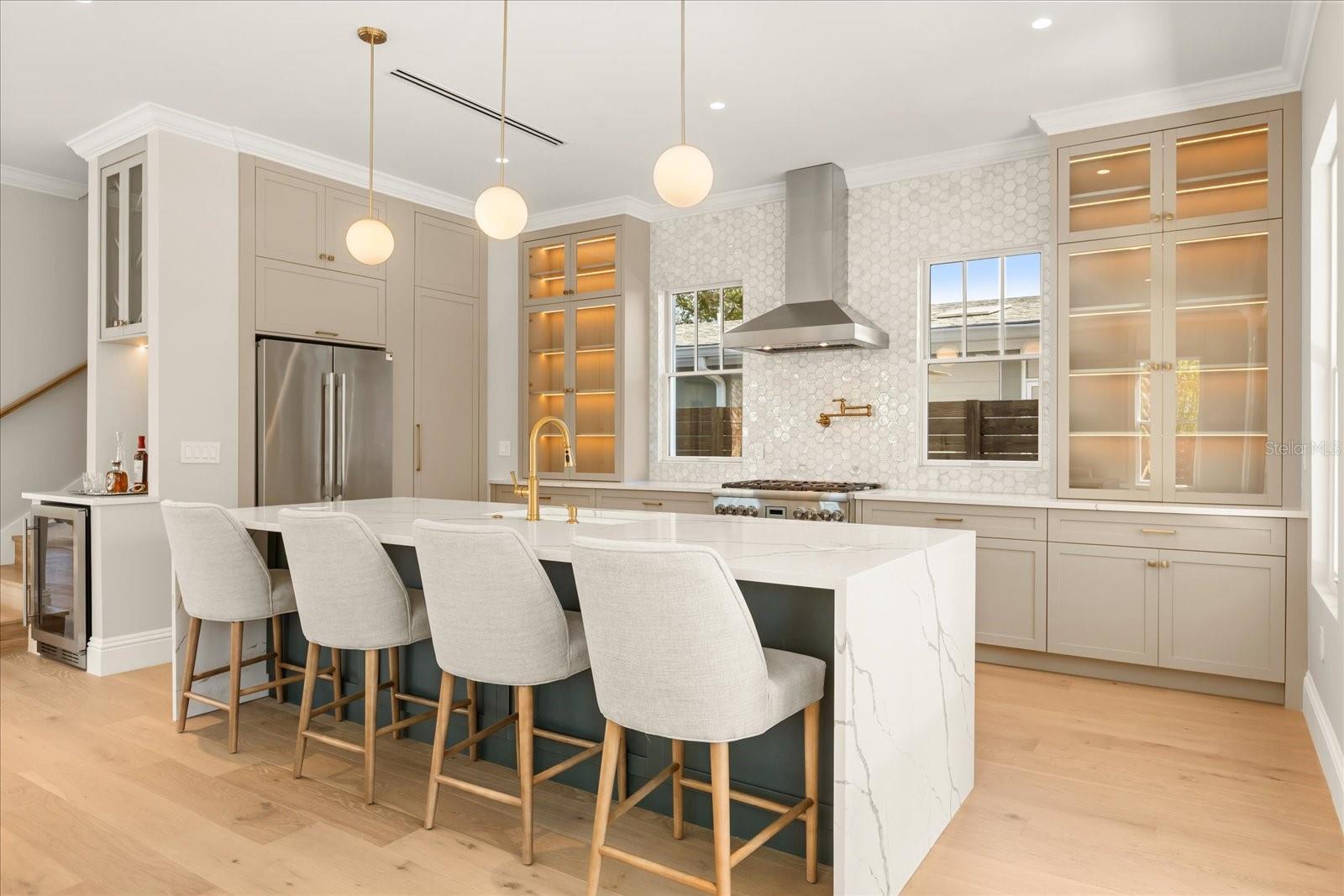 Image 13 of 33 For 1006 Harwood Street