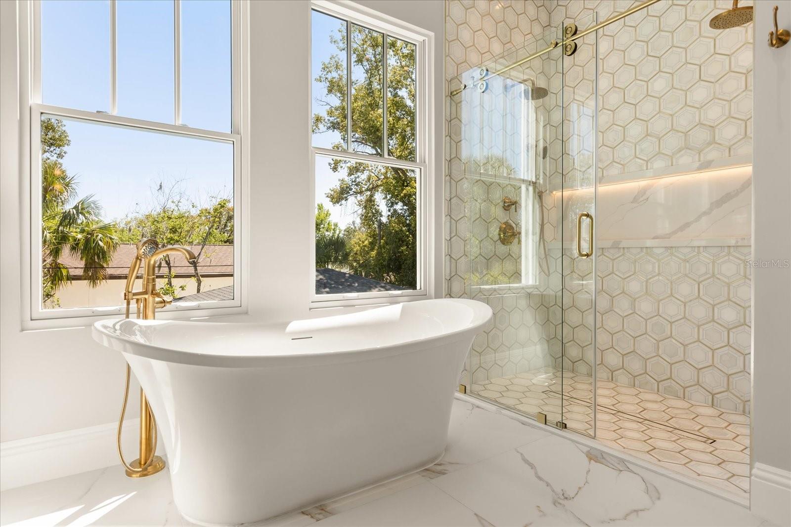 Image 18 of 33 For 1006 Harwood Street