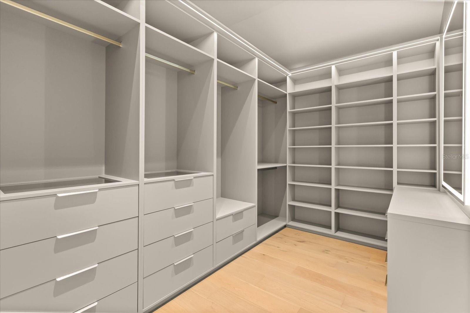 Image 20 of 33 For 1006 Harwood Street