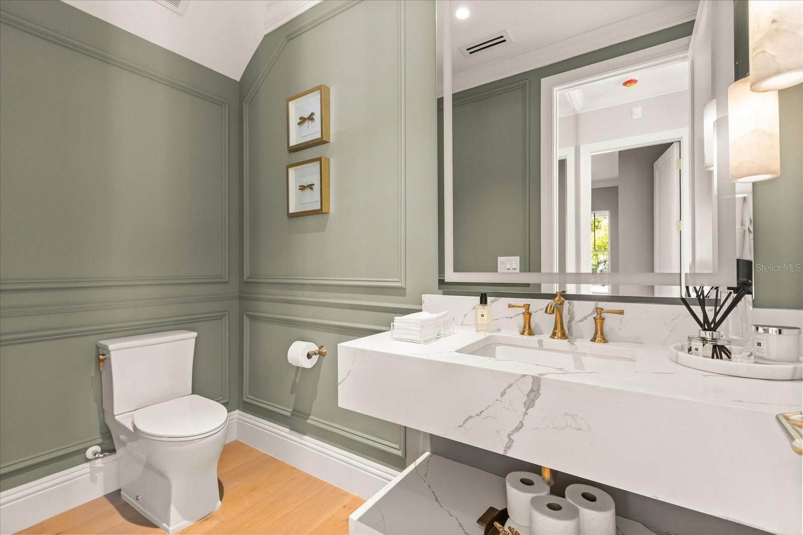 Image 8 of 33 For 1006 Harwood Street