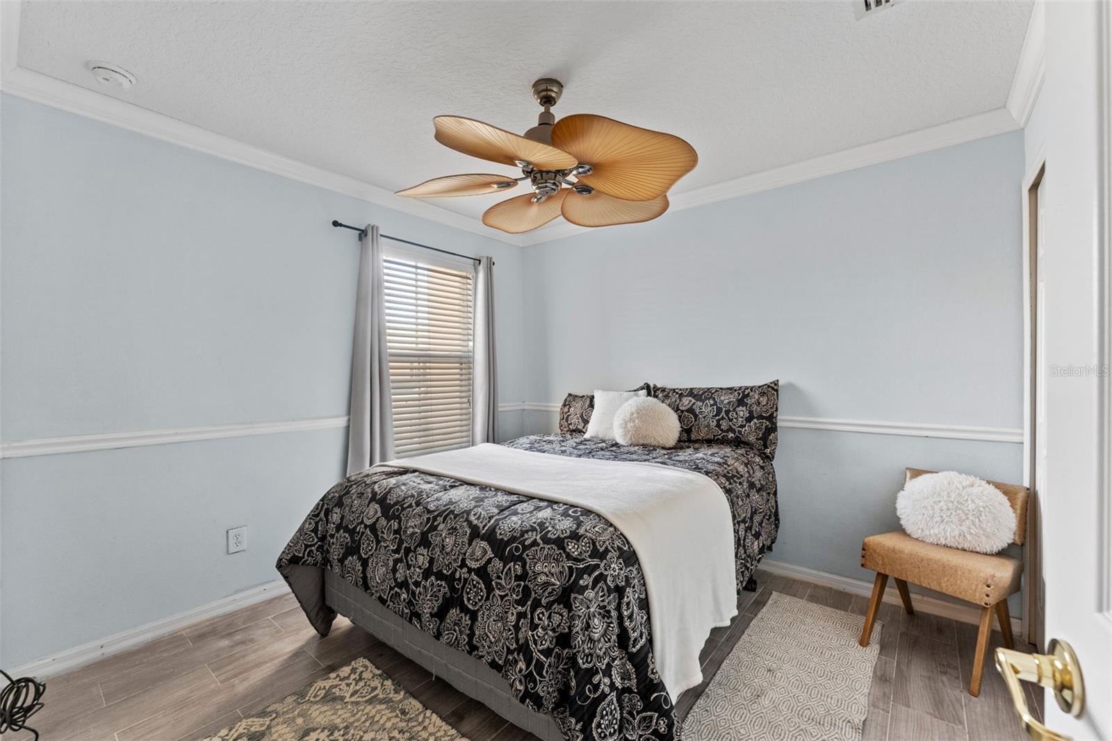 Image 14 of 28 For 2440 Retreat View Circle