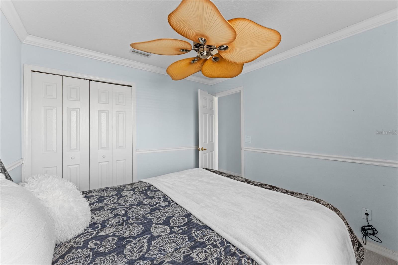 Image 15 of 28 For 2440 Retreat View Circle