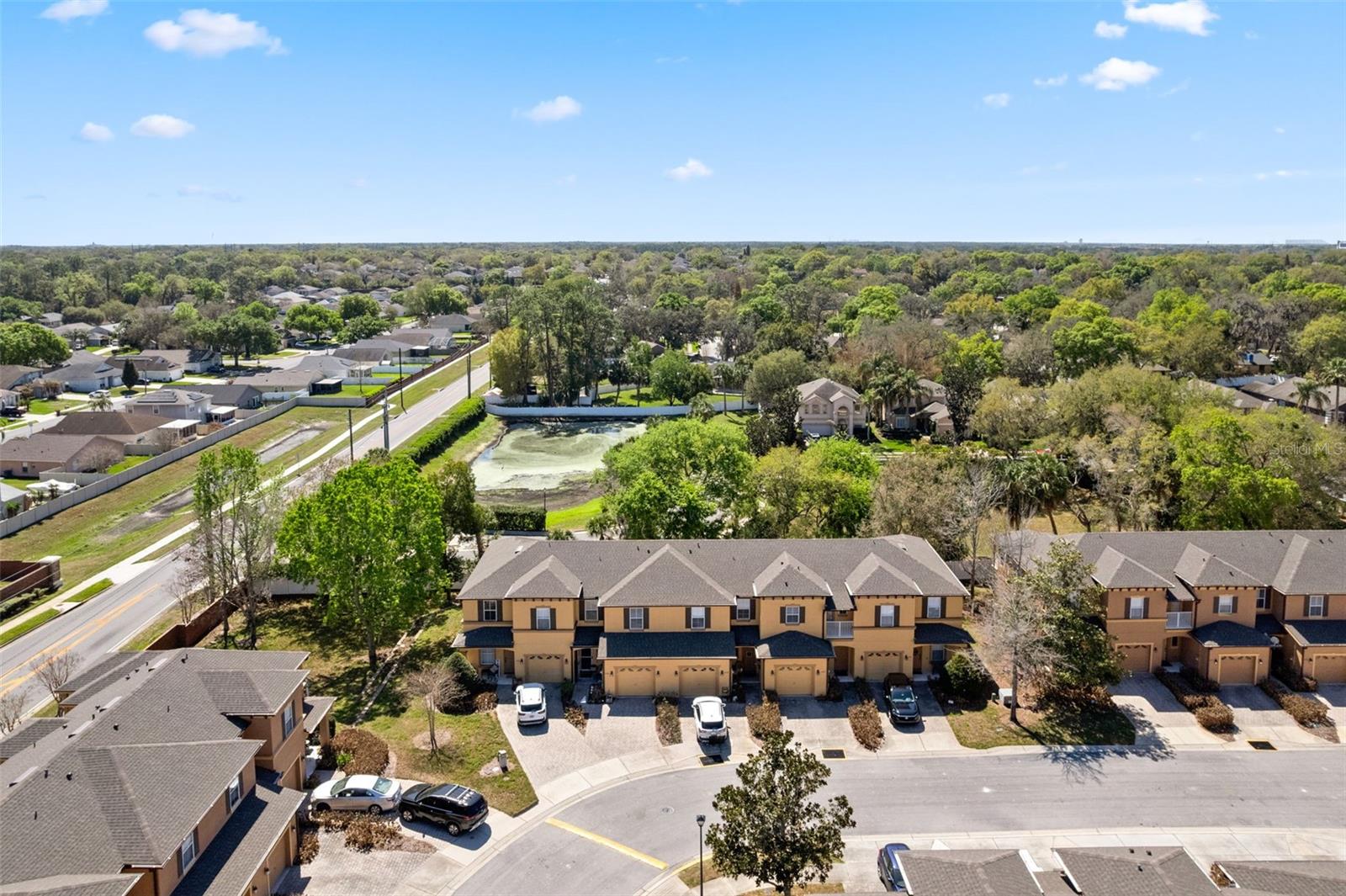 Image 20 of 28 For 2440 Retreat View Circle