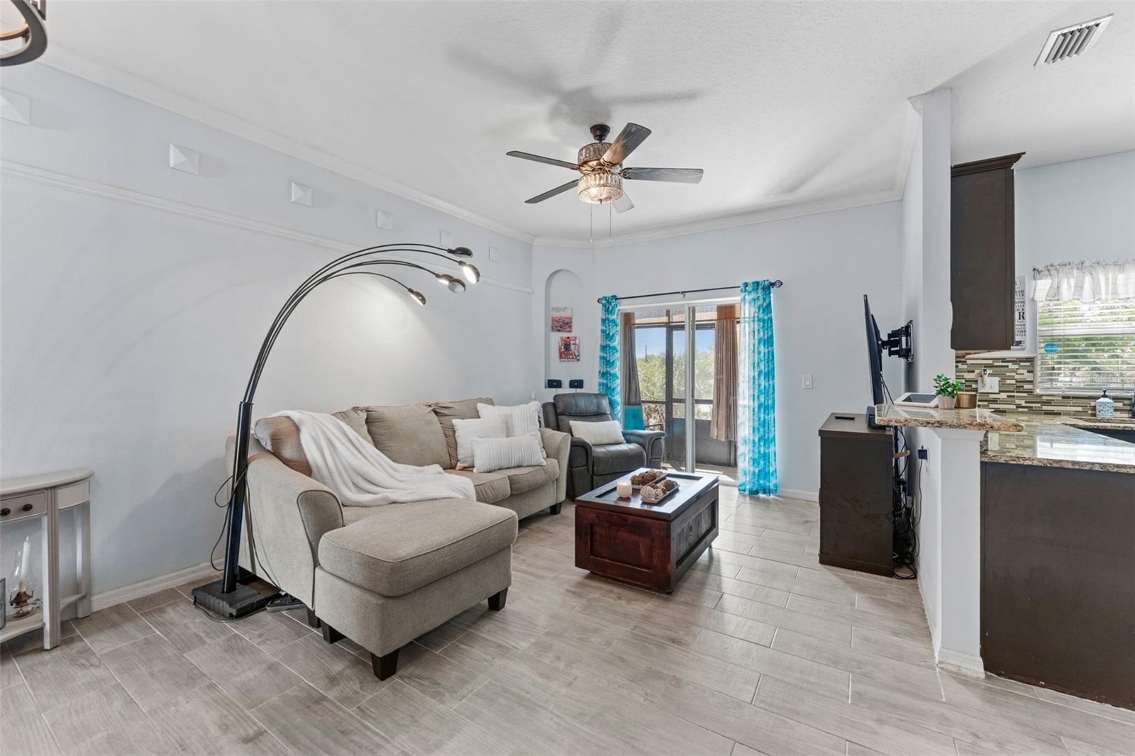 Image 3 of 28 For 2440 Retreat View Circle