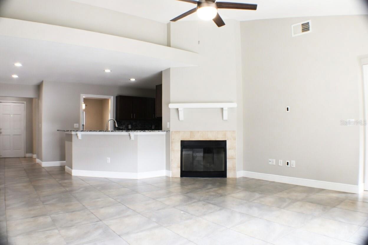 Image 3 of 22 For 541 Starstone Drive