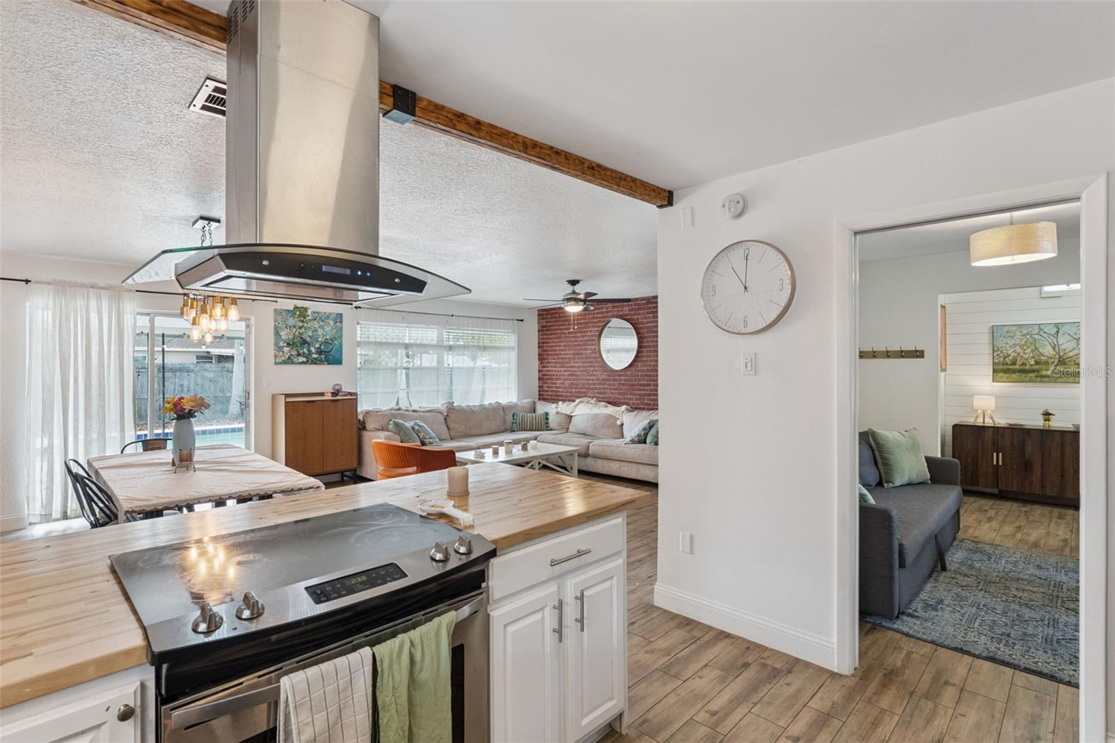 Image 10 of 43 For 121 Bearss Circle