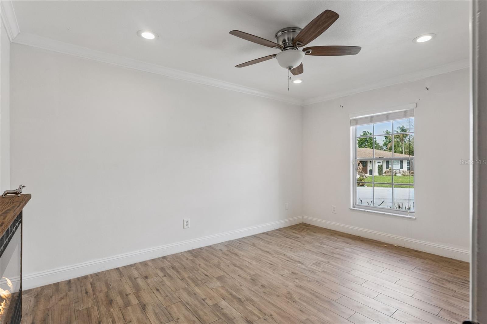 Image 17 of 43 For 121 Bearss Circle