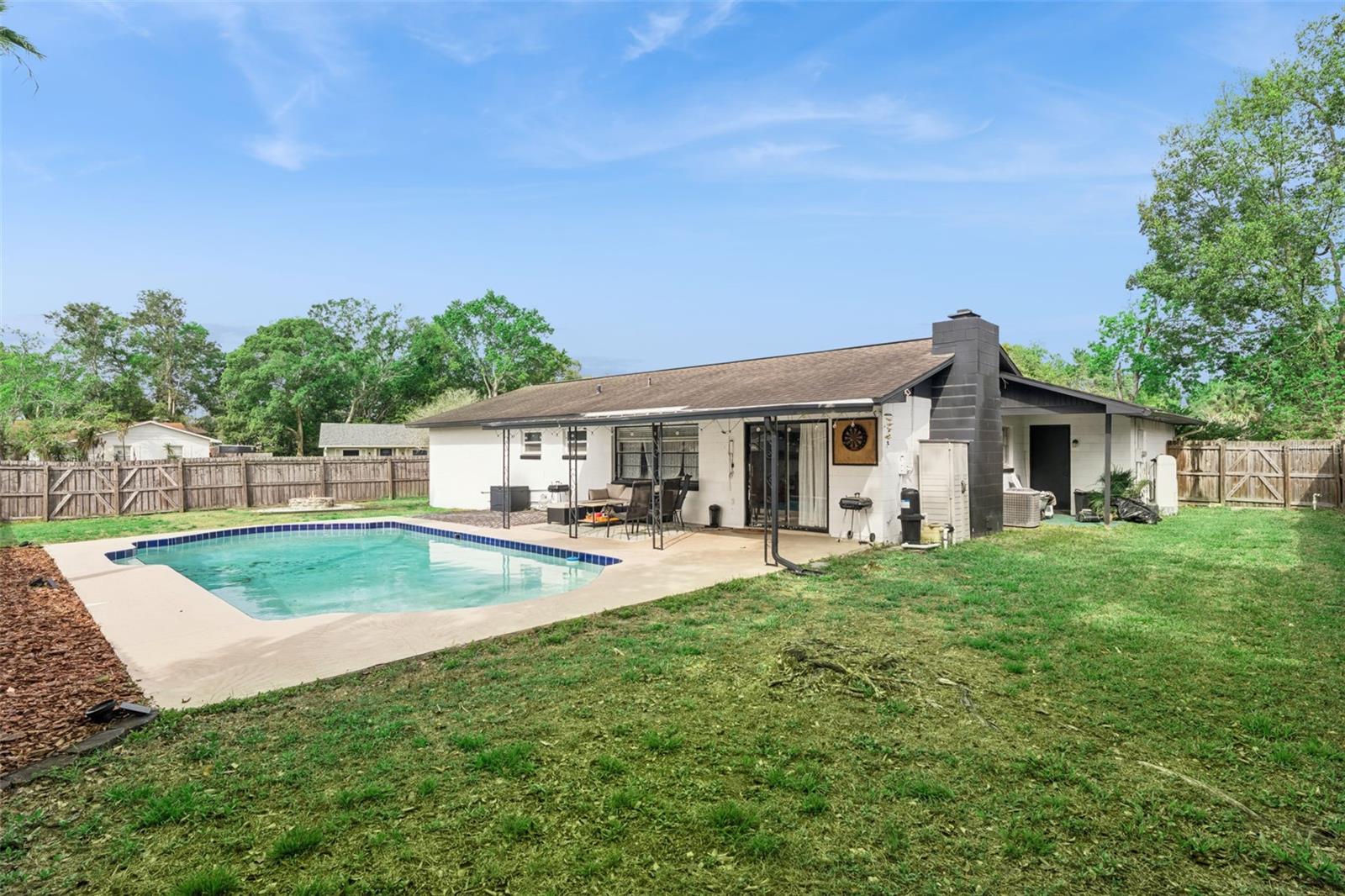 Image 27 of 43 For 121 Bearss Circle