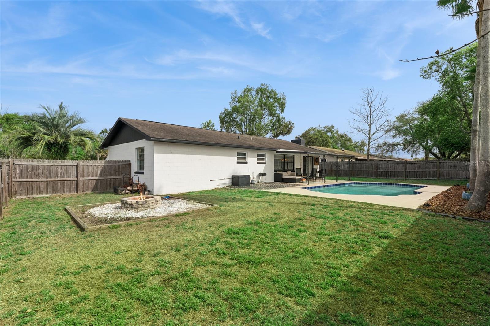 Image 28 of 43 For 121 Bearss Circle