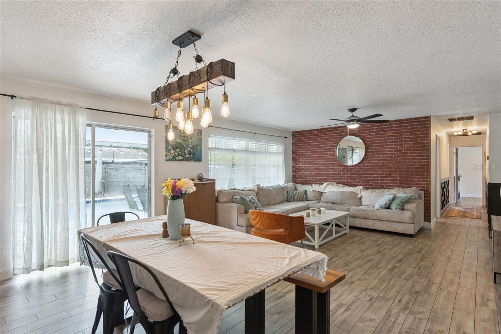 Image 8 of 43 For 121 Bearss Circle