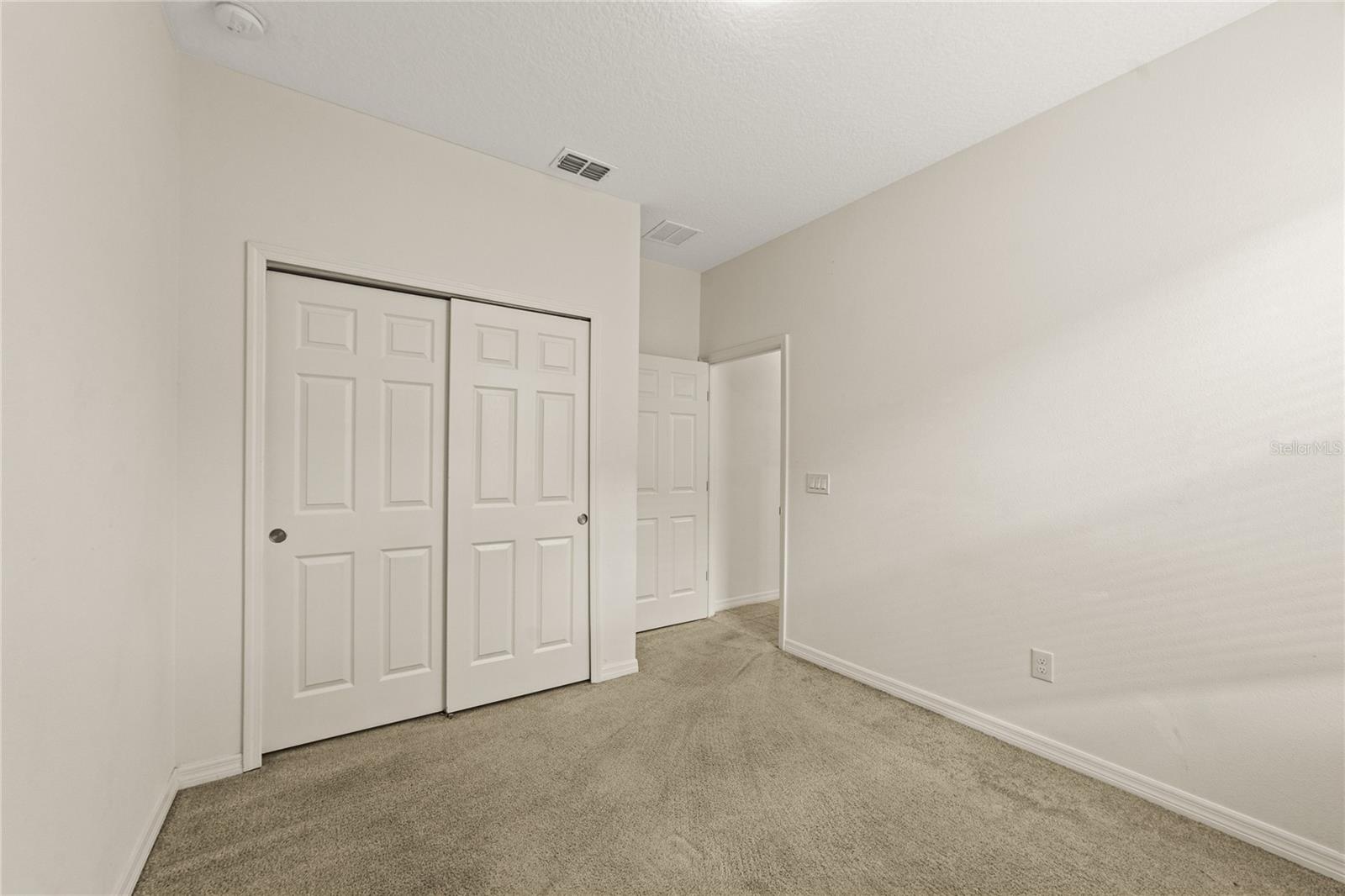 Image 13 of 24 For 662 Fairview Avenue