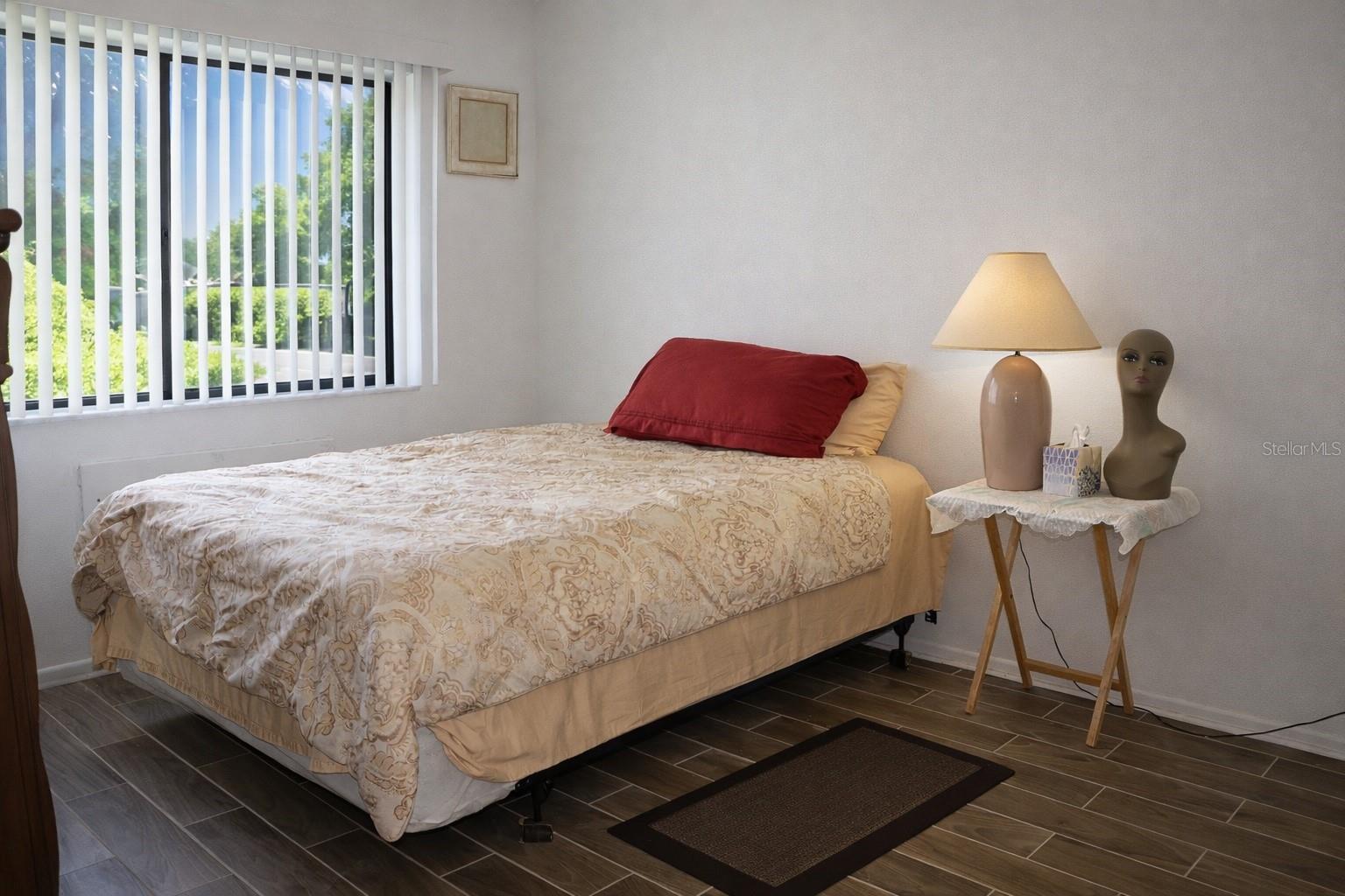 Image 11 of 25 For 1700 6th Street Nw B23