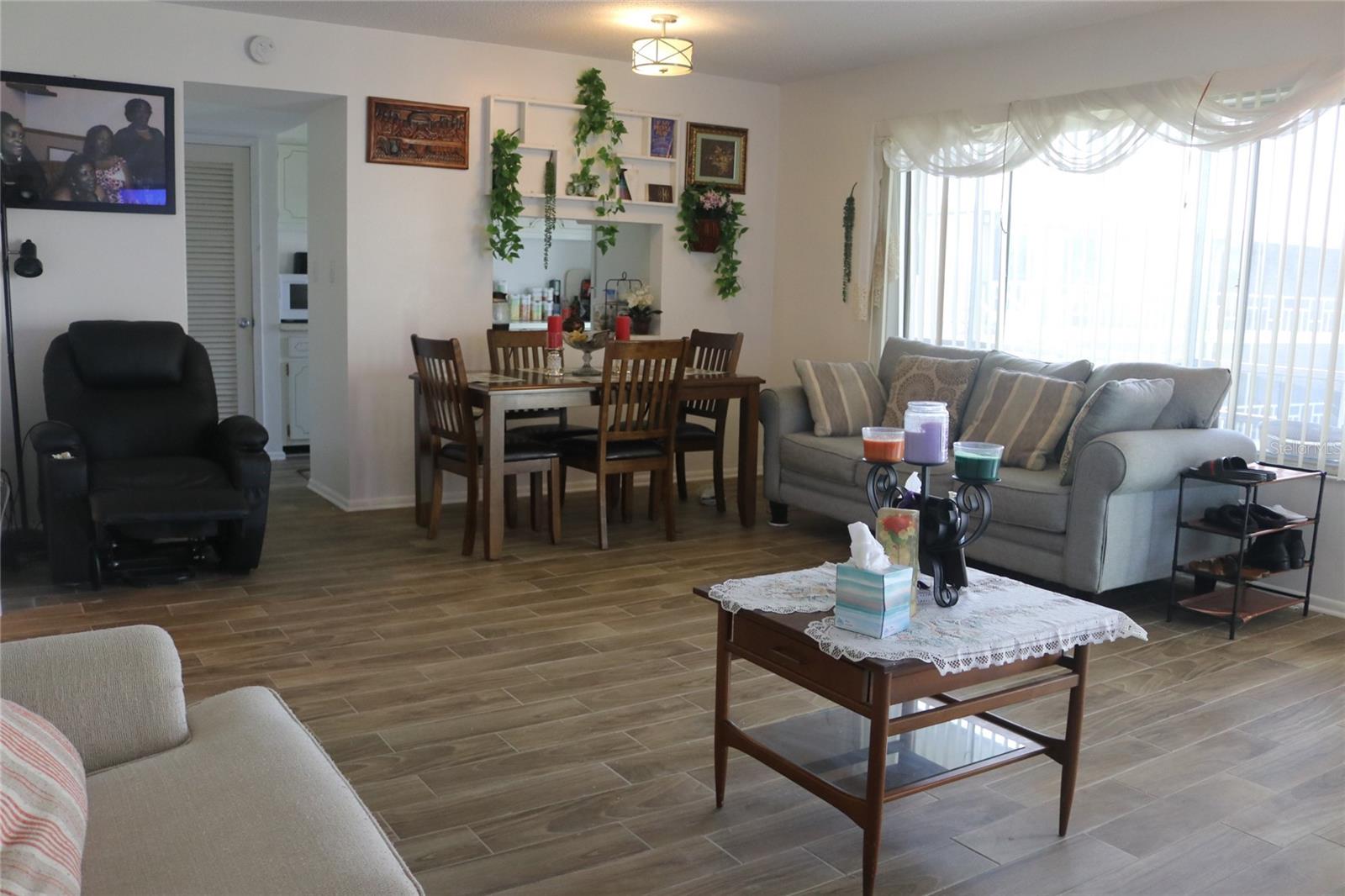 Image 5 of 25 For 1700 6th Street Nw B23