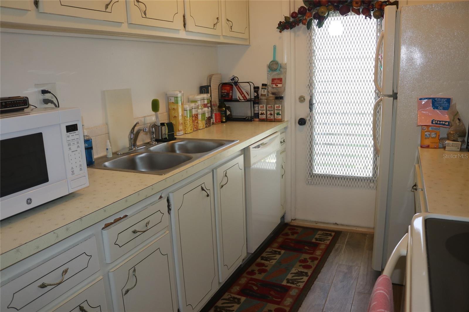 Image 8 of 25 For 1700 6th Street Nw B23