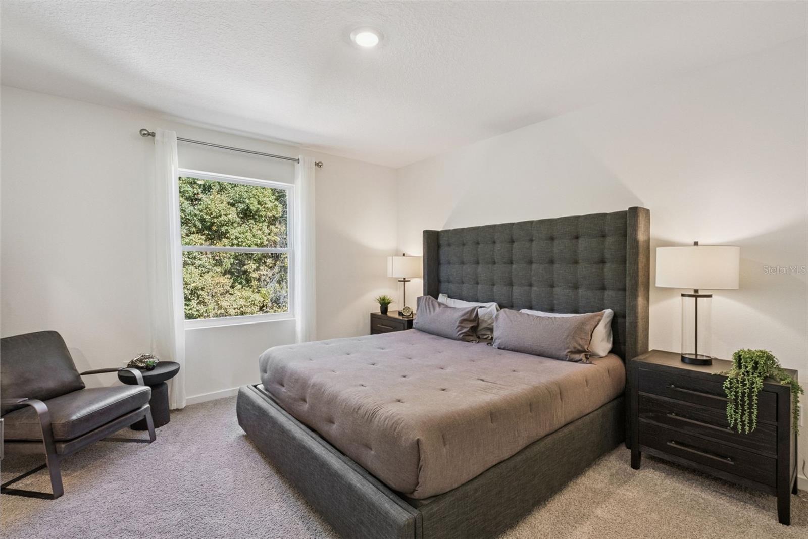 Listing photo id 4 for 3505 Wye Oak Drive