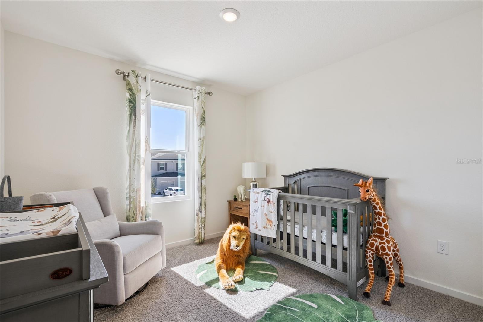 Listing photo id 7 for 3505 Wye Oak Drive