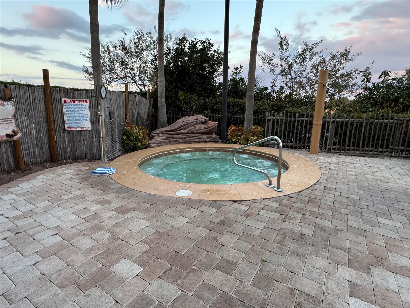 Image 17 of 29 For 8125 Resort Village Drive 5304