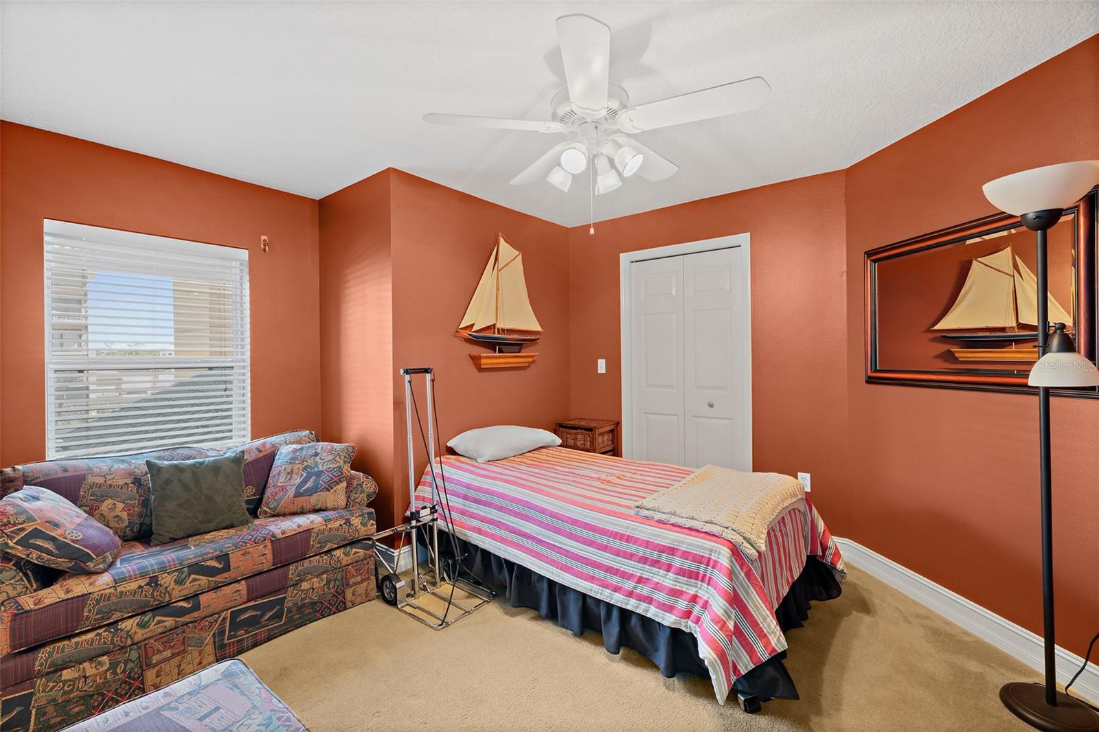 Image 28 of 46 For 8472 Ridgewood Avenue 201