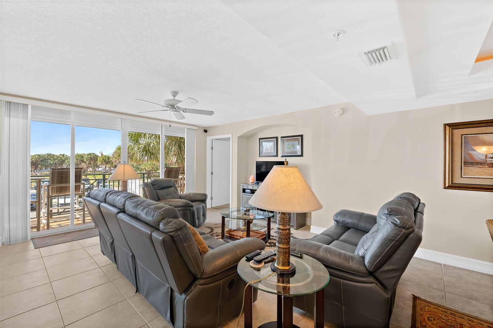 Image 32 of 46 For 8472 Ridgewood Avenue 201