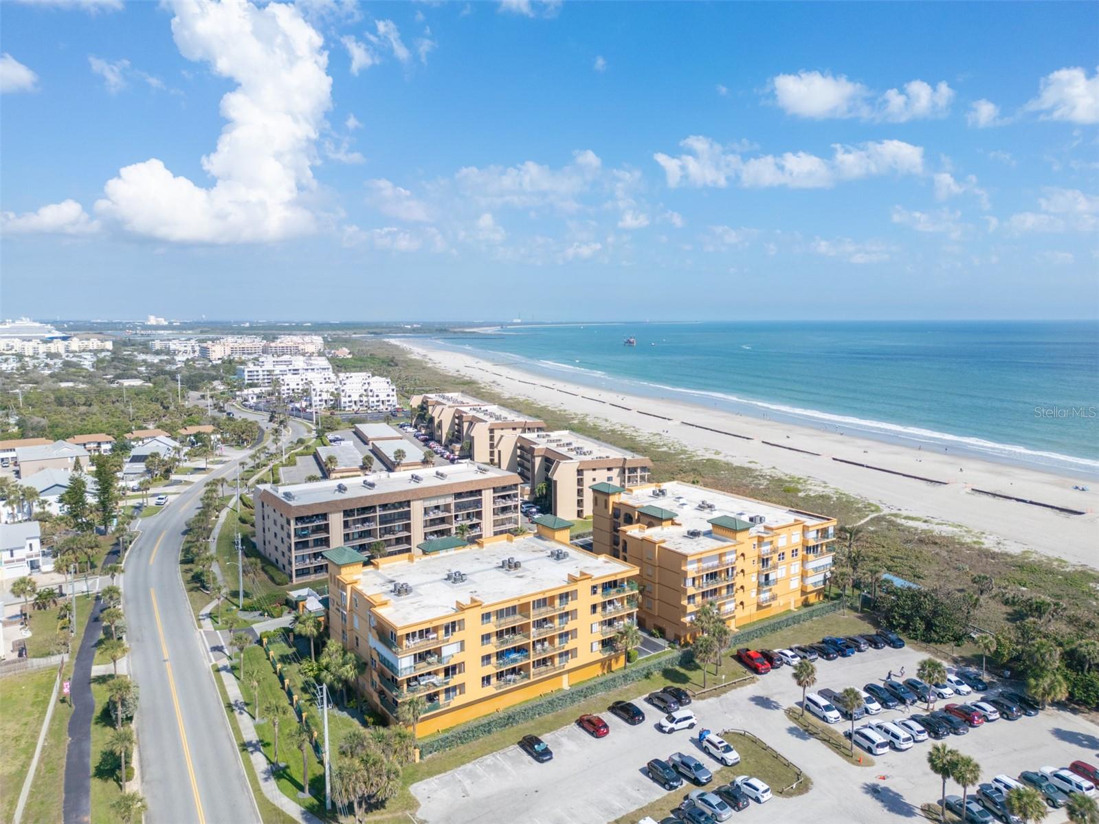 Image 44 of 46 For 8472 Ridgewood Avenue 201