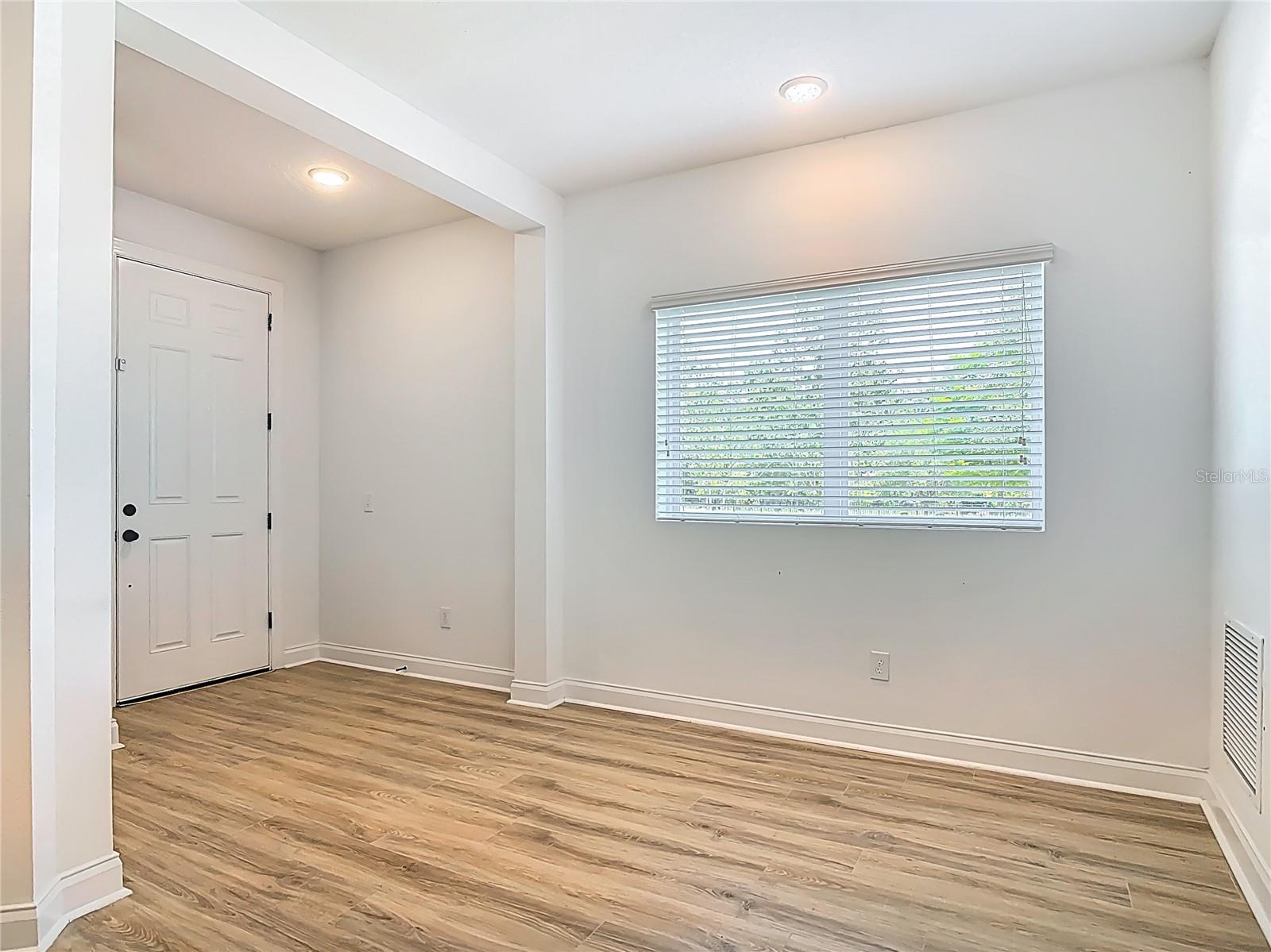 Image 19 of 62 For 4630 Socrates Way