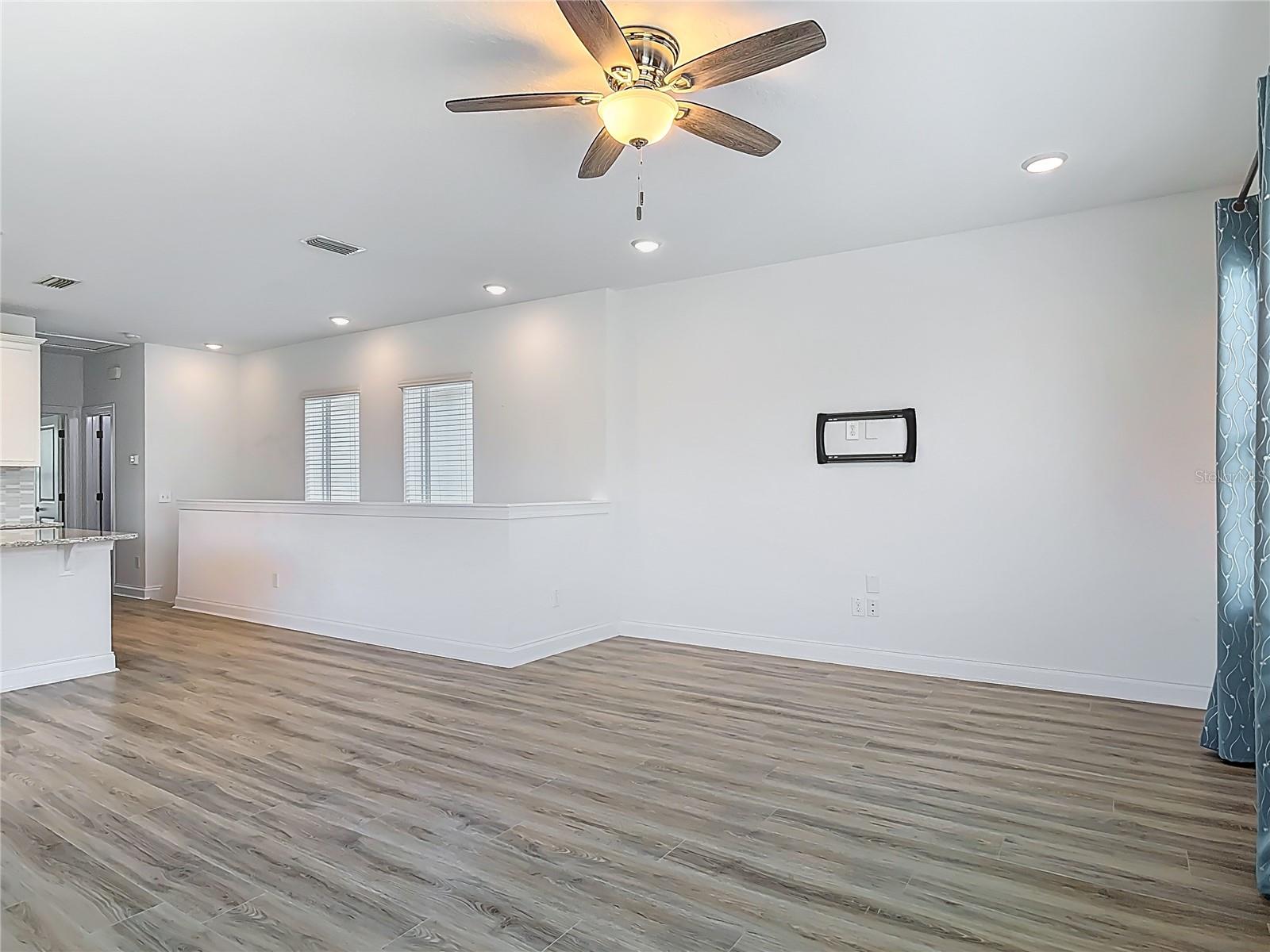 Image 24 of 62 For 4630 Socrates Way