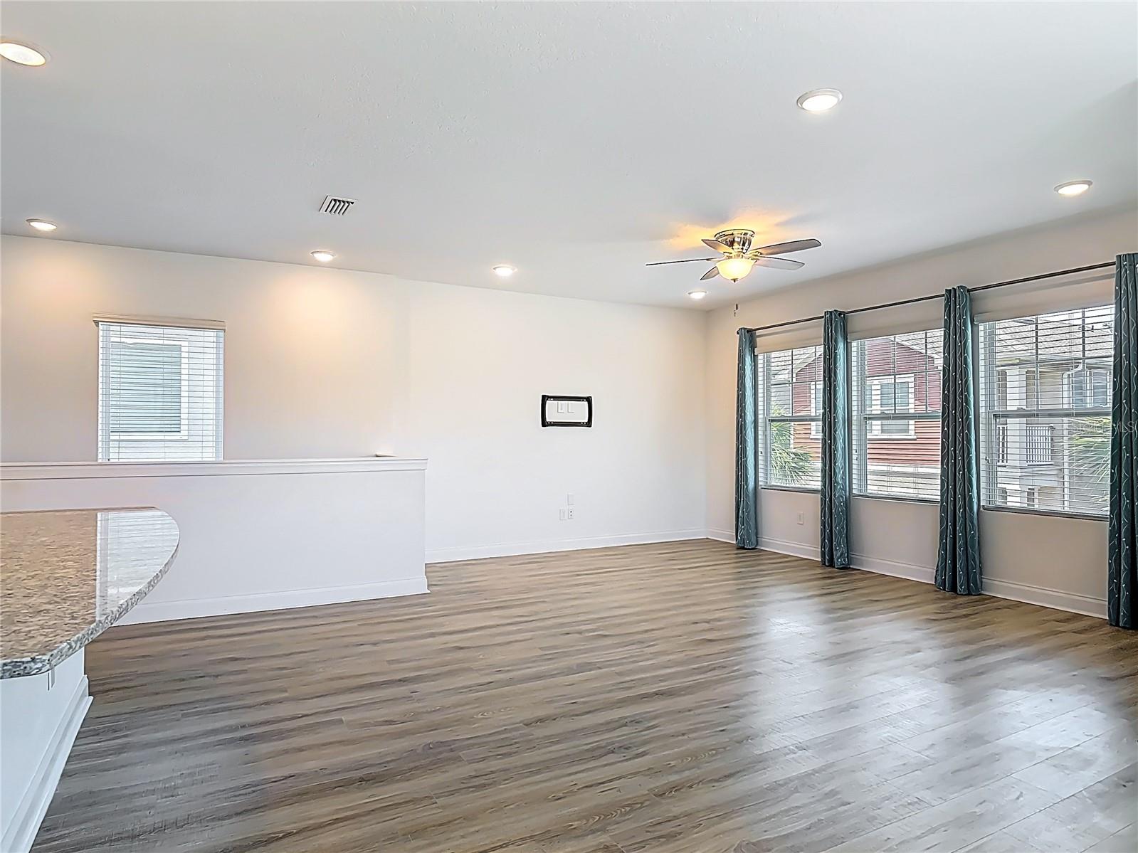 Image 27 of 62 For 4630 Socrates Way