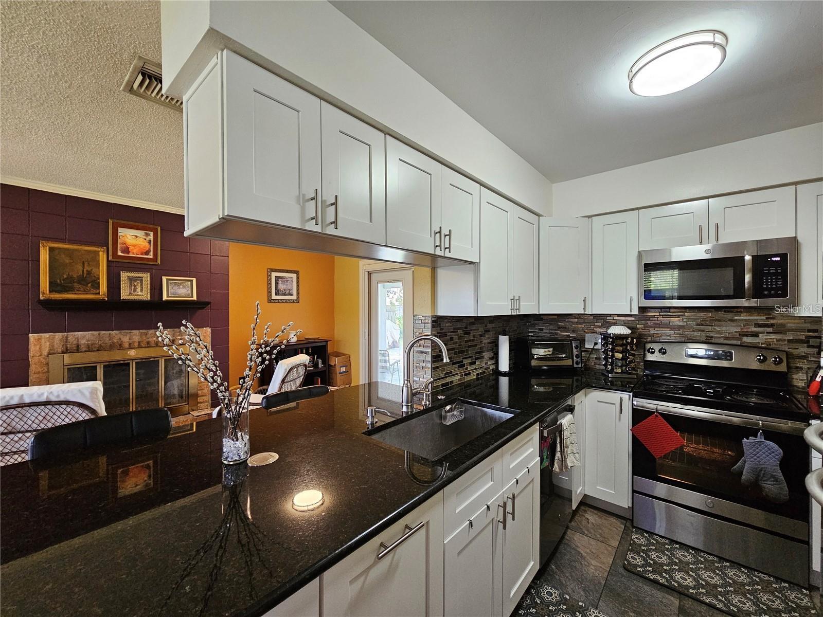 Image 11 of 36 For 5408 Milan Drive