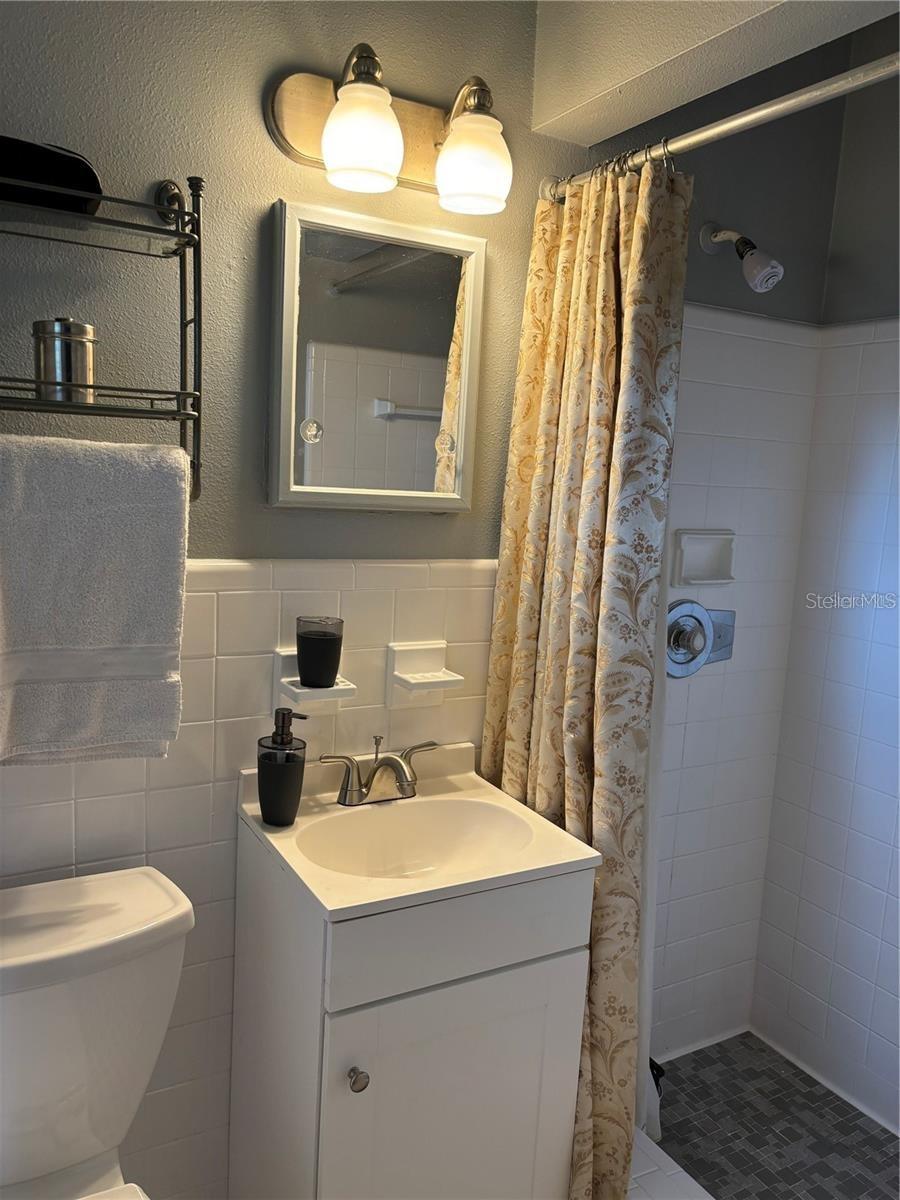 Image 23 of 36 For 5408 Milan Drive