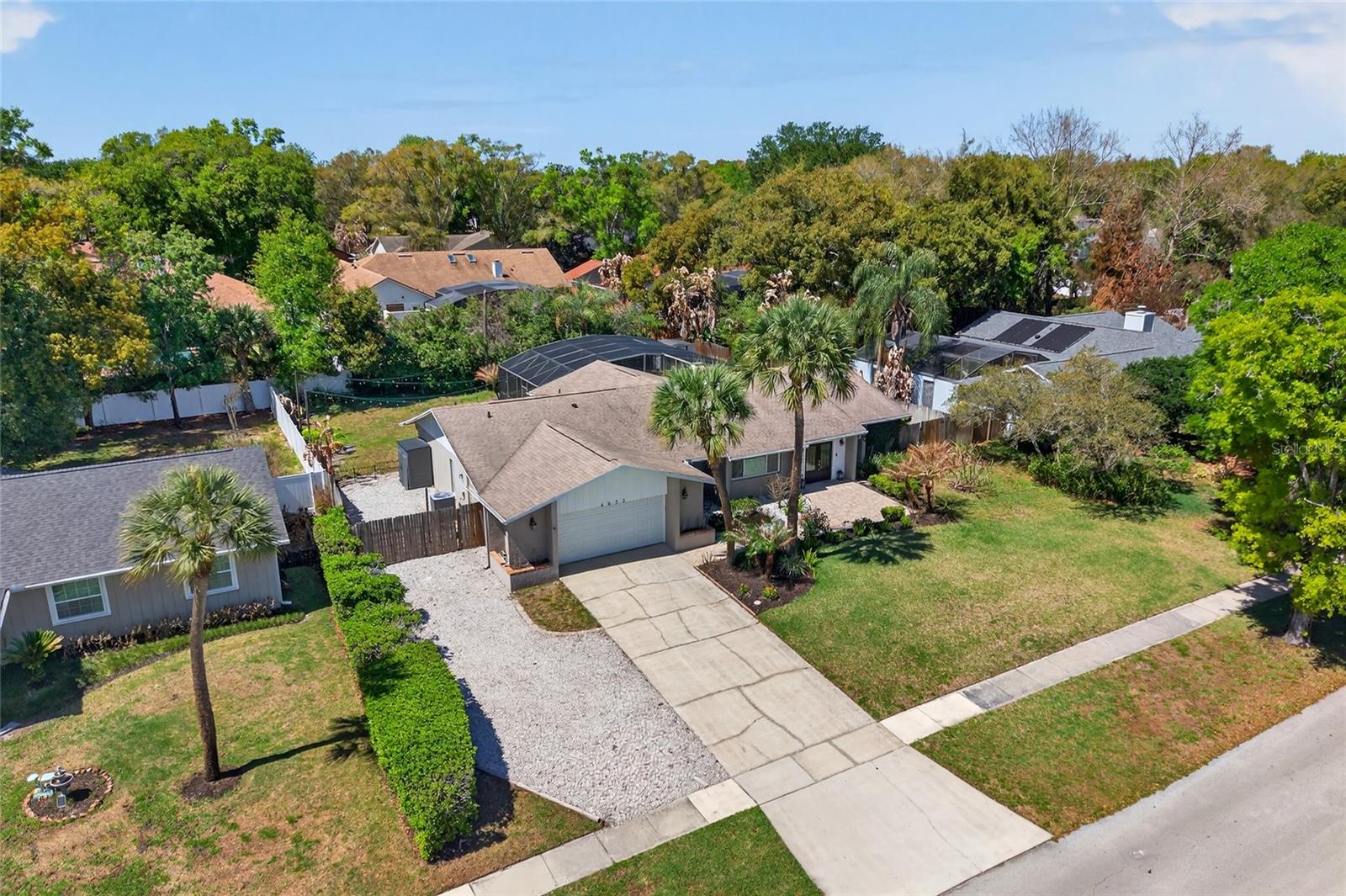 Image 43 of 50 For 4472 Winderlakes Drive