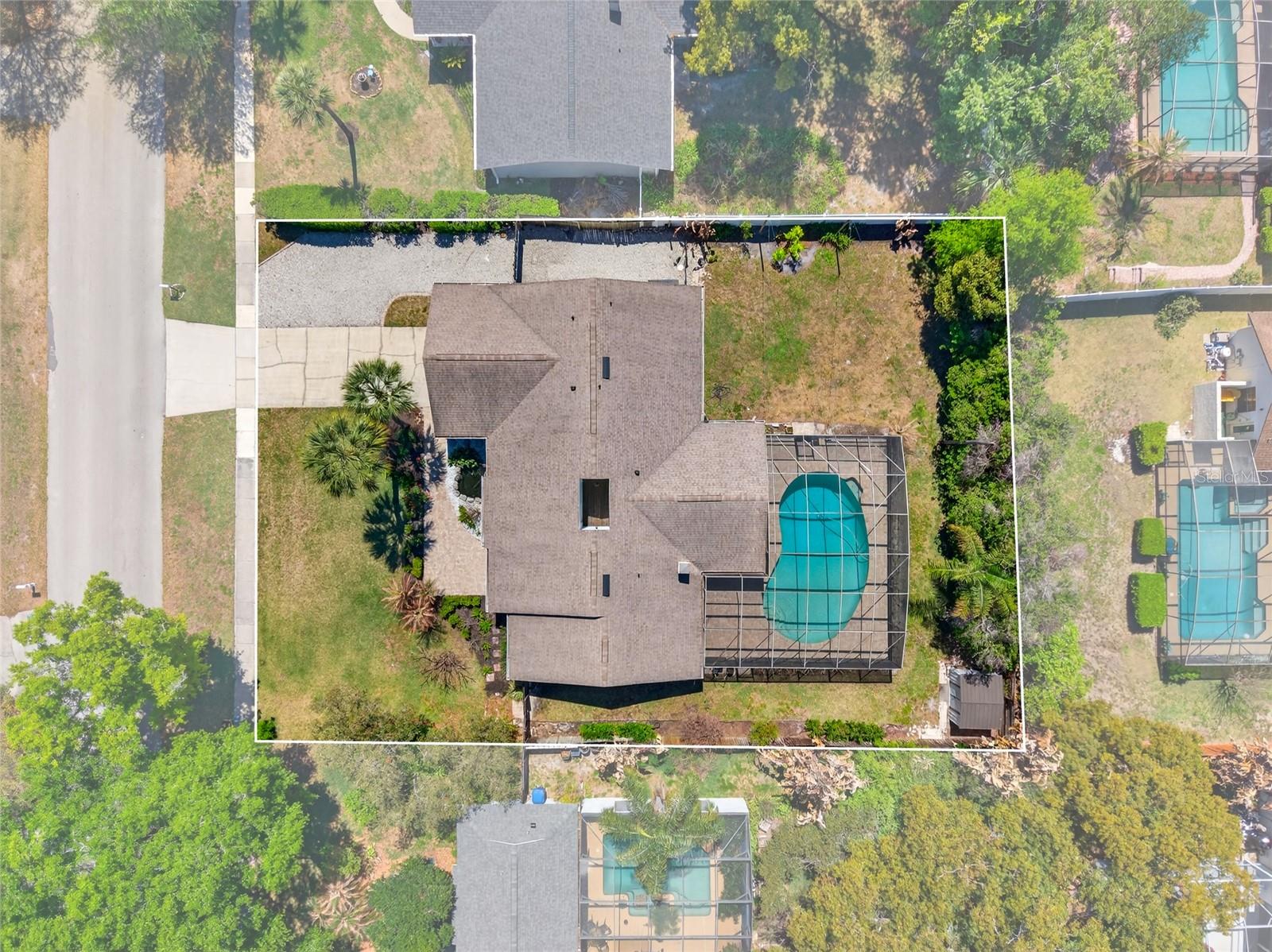 Image 44 of 50 For 4472 Winderlakes Drive