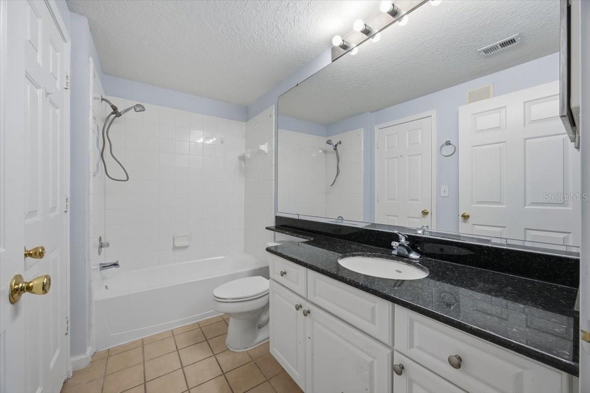 Image 6 of 15 For 14353 Fredricksburg Drive 907