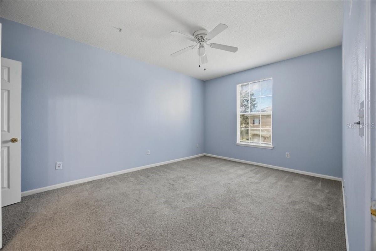 Image 8 of 15 For 14353 Fredricksburg Drive 907