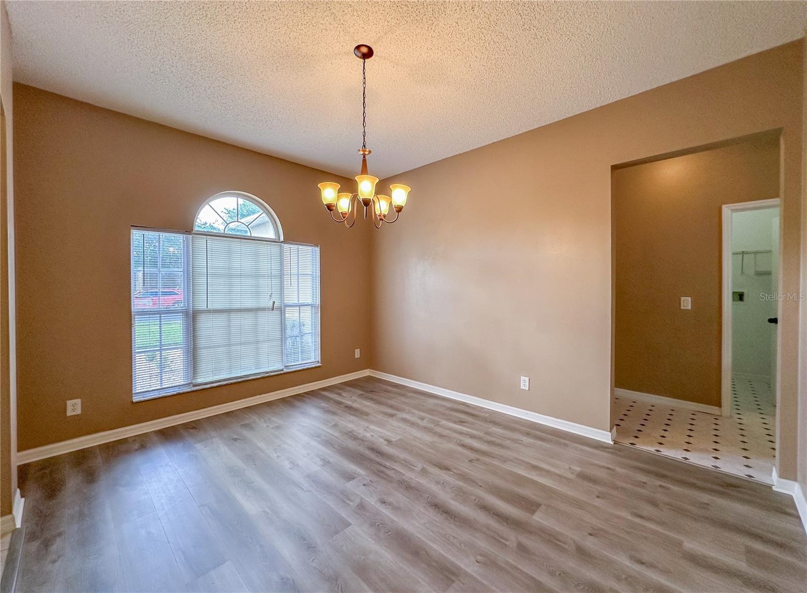 Image 10 of 38 For 2776 Cabernet Circle