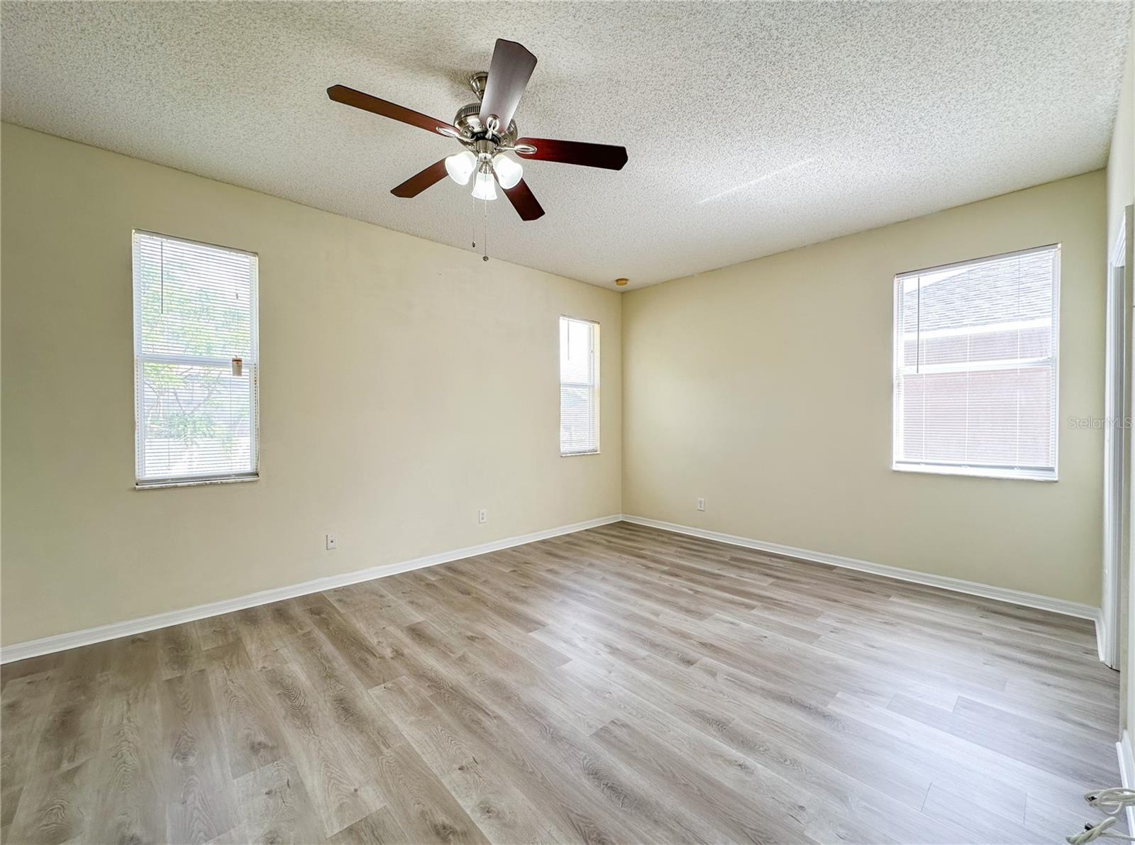 Image 18 of 38 For 2776 Cabernet Circle