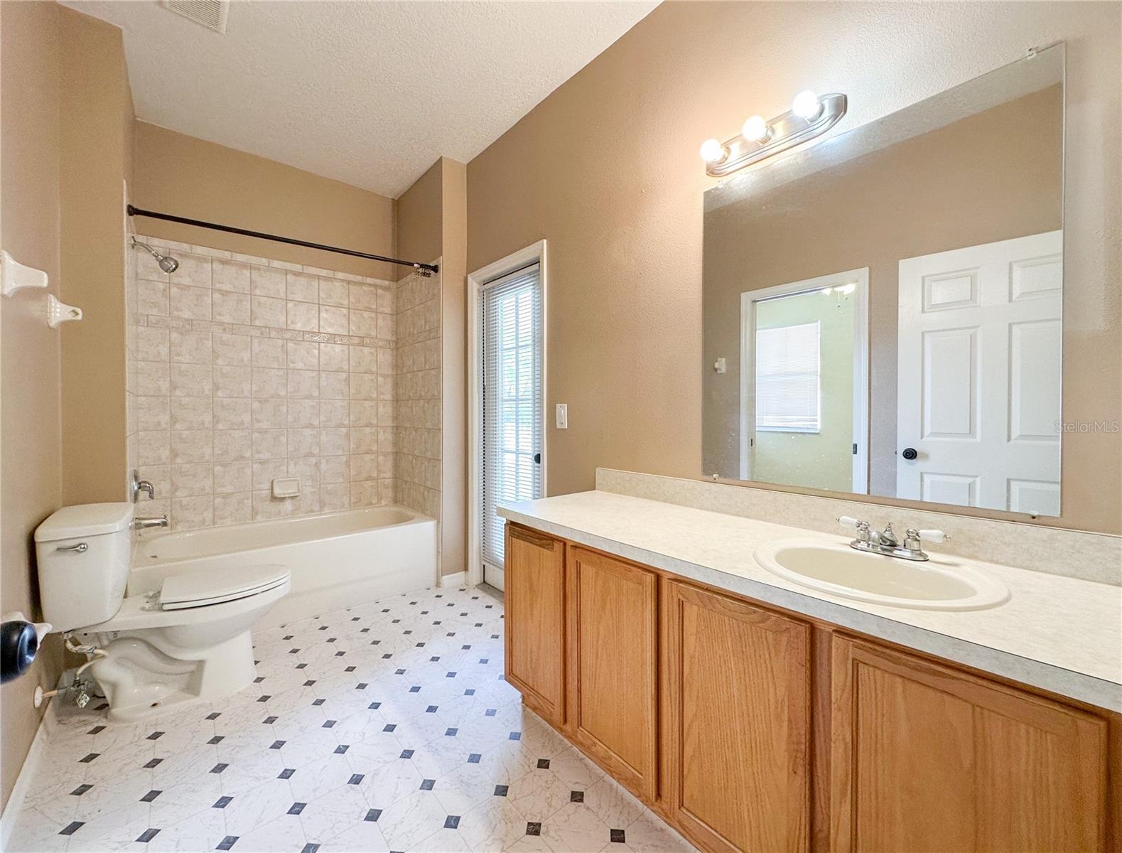 Image 28 of 38 For 2776 Cabernet Circle