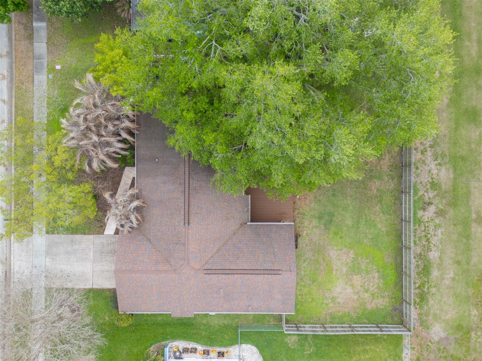 Image 28 of 32 For 829 Westport Drive