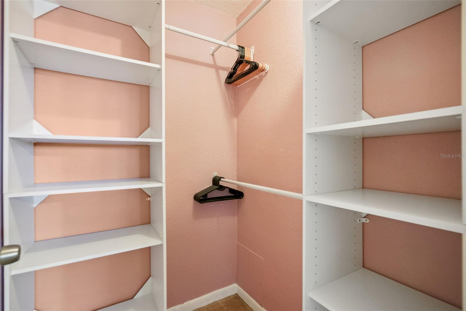 Image 14 of 26 For 516 B St