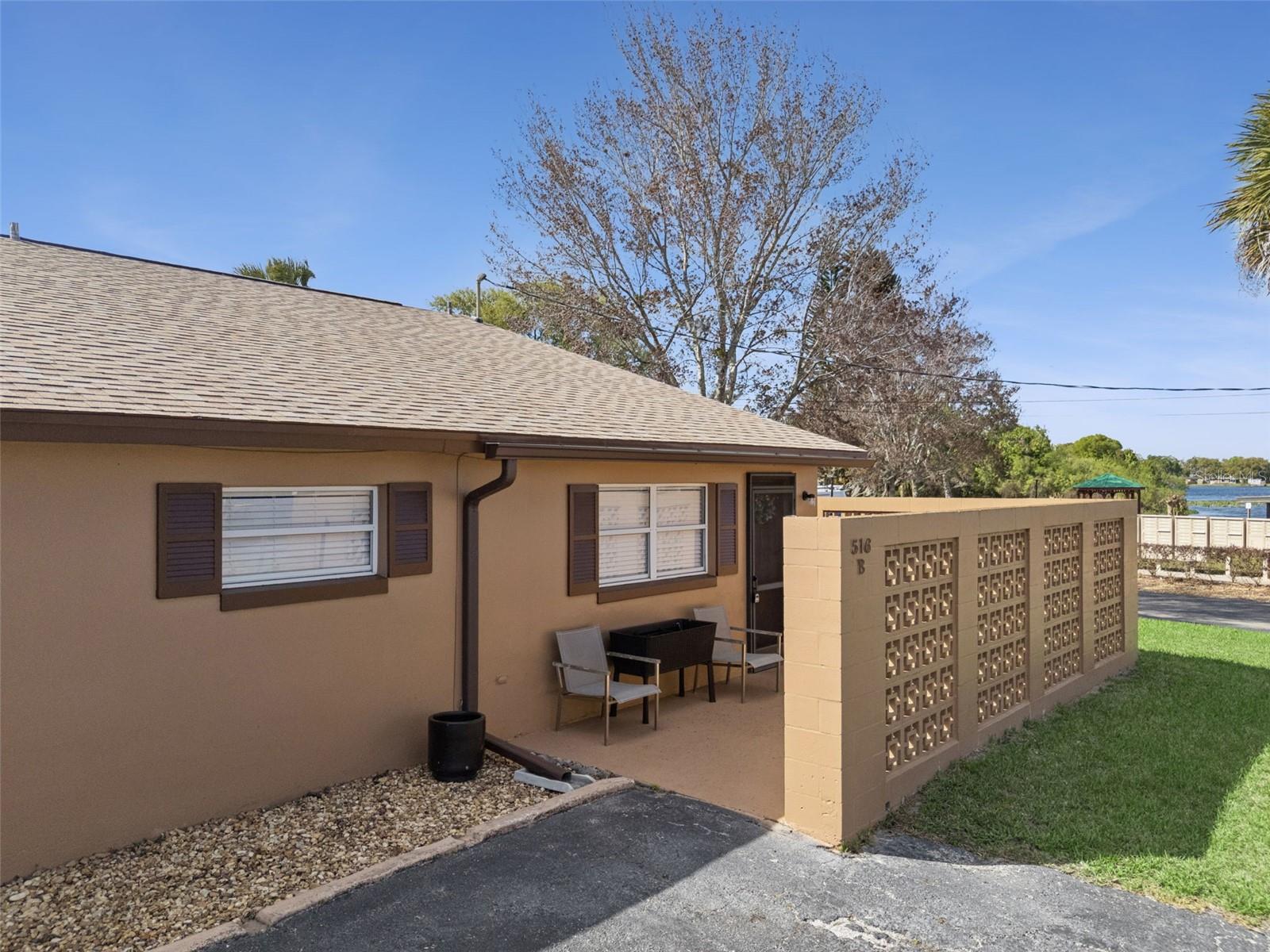 Image 16 of 26 For 516 B St