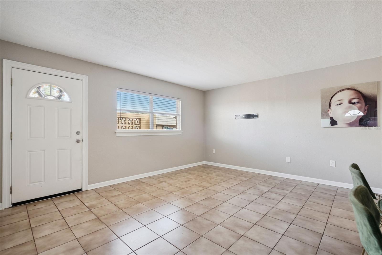 Image 9 of 26 For 516 B St