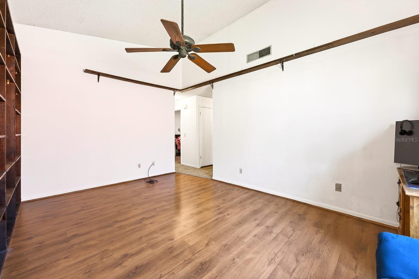 Image 3 of 24 For 5433 Pinetrail Way