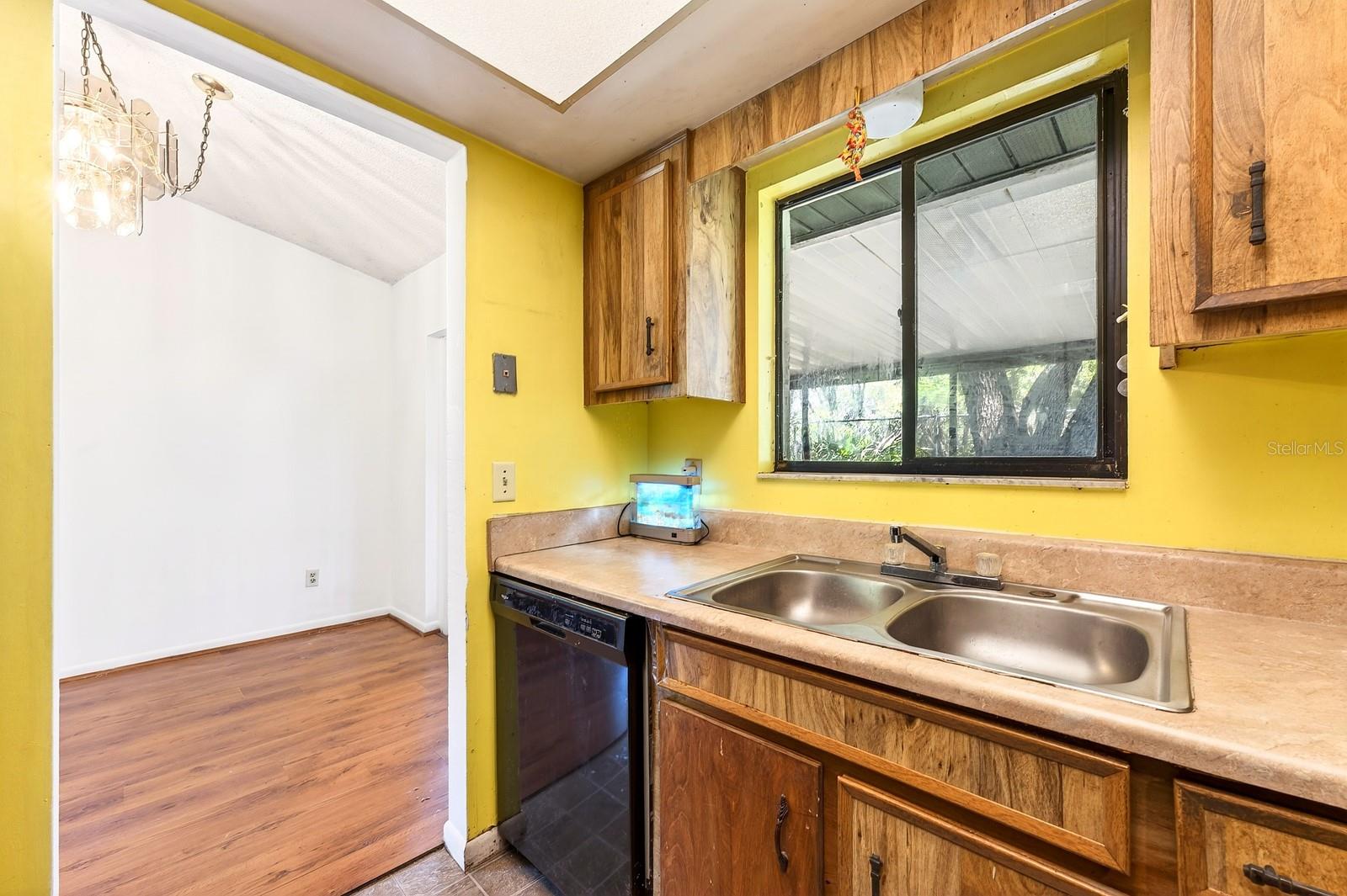 Image 7 of 24 For 5433 Pinetrail Way