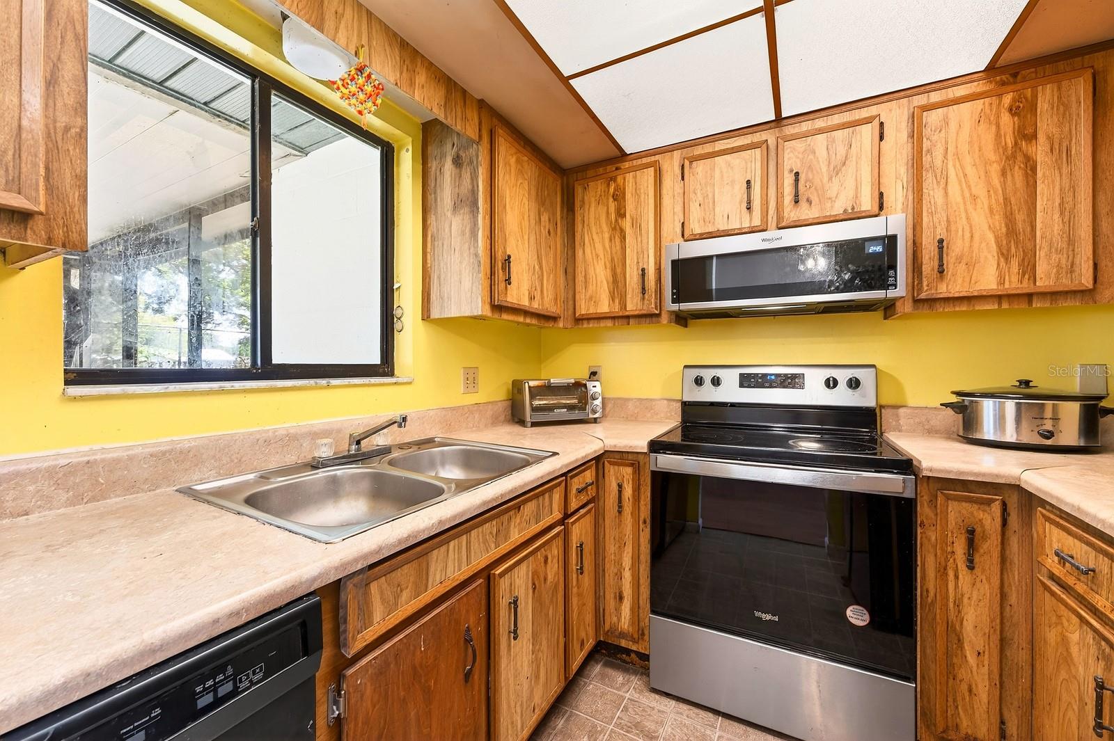 Image 9 of 24 For 5433 Pinetrail Way