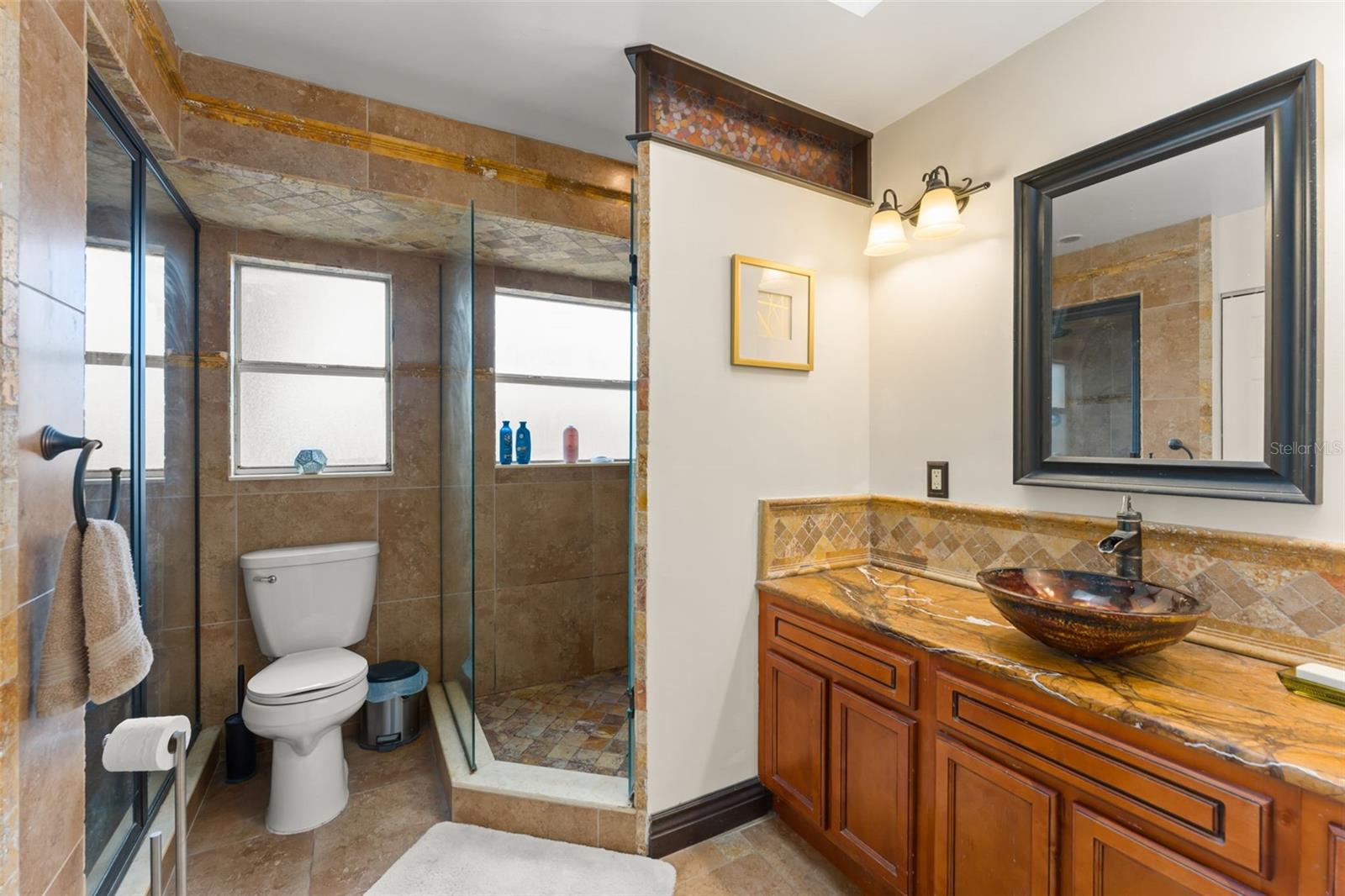 Image 21 of 38 For 340 Inglenook Circle