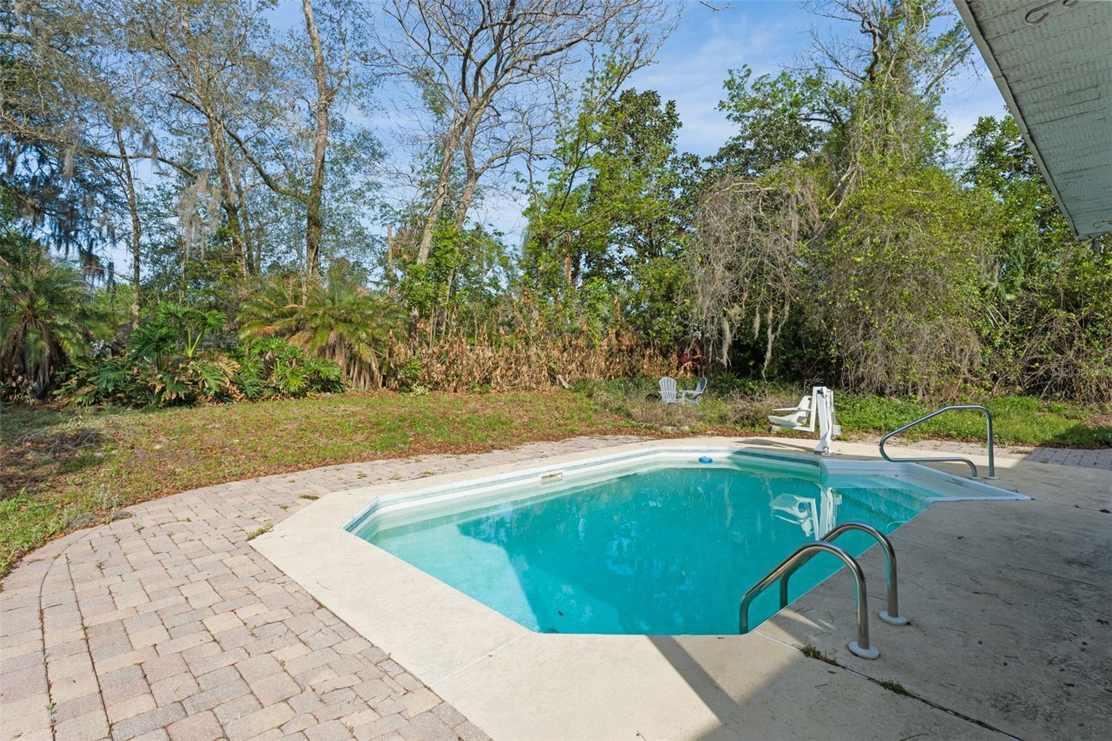 Image 33 of 38 For 340 Inglenook Circle